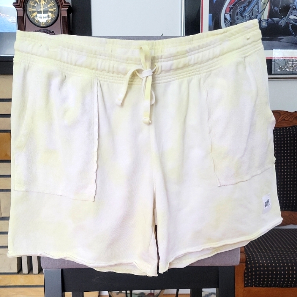 DKNY Sport Shorts Large Green